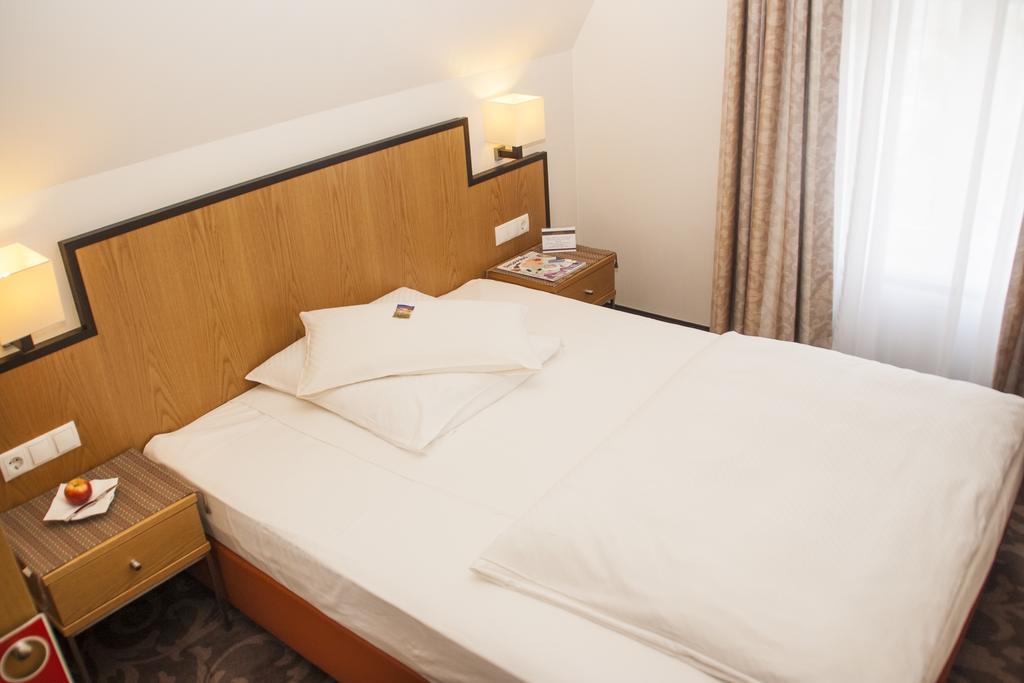 Hotel Haus Berlin Βόννη Δωμάτιο φωτογραφία